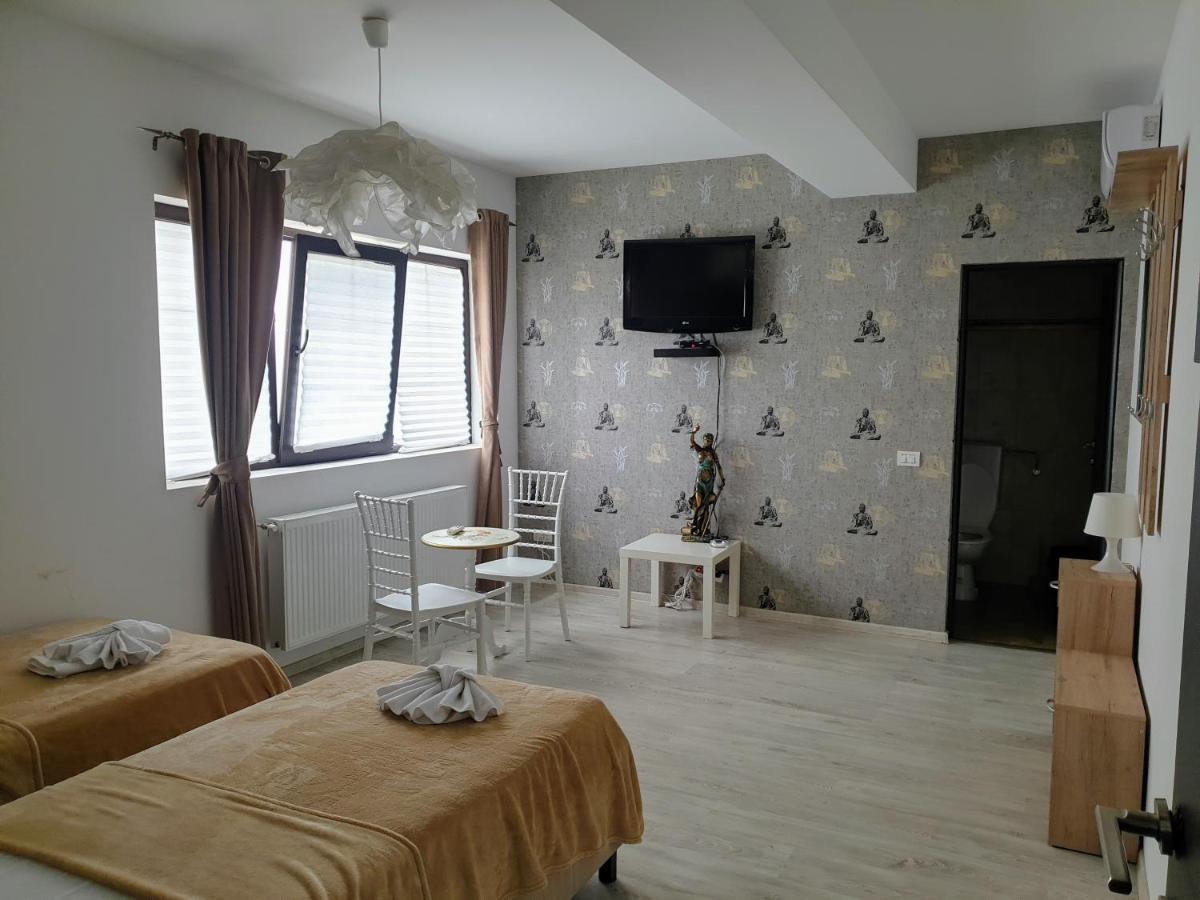 Hotel Queen Βουκουρέστι Εξωτερικό φωτογραφία