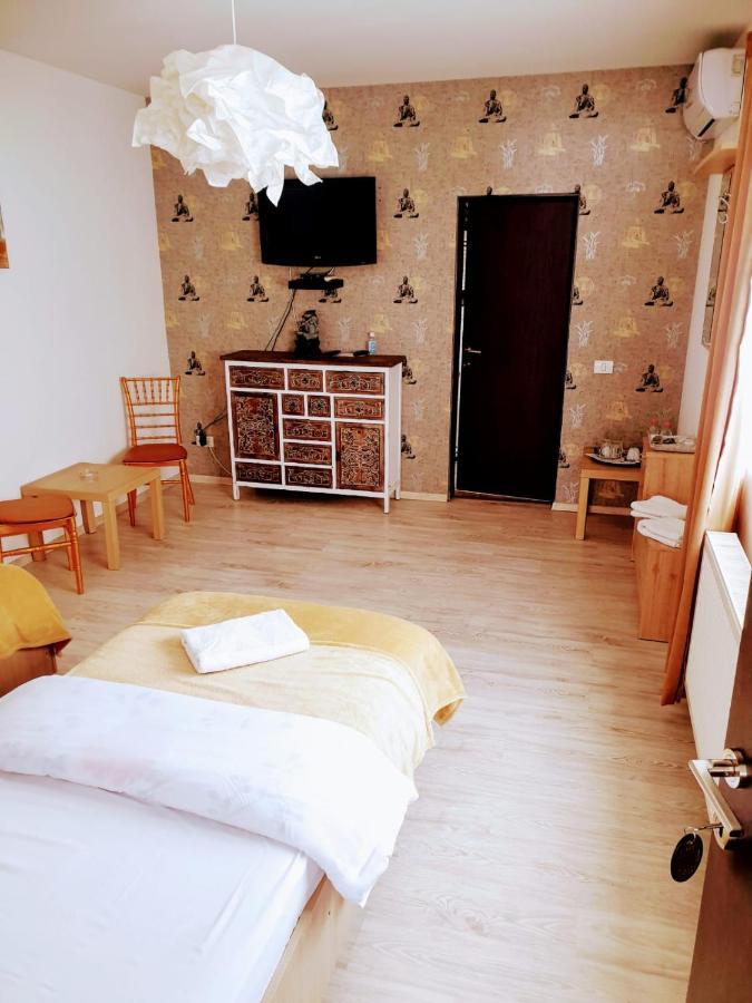 Hotel Queen Βουκουρέστι Εξωτερικό φωτογραφία