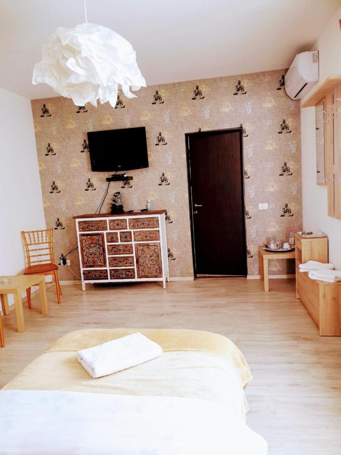 Hotel Queen Βουκουρέστι Εξωτερικό φωτογραφία